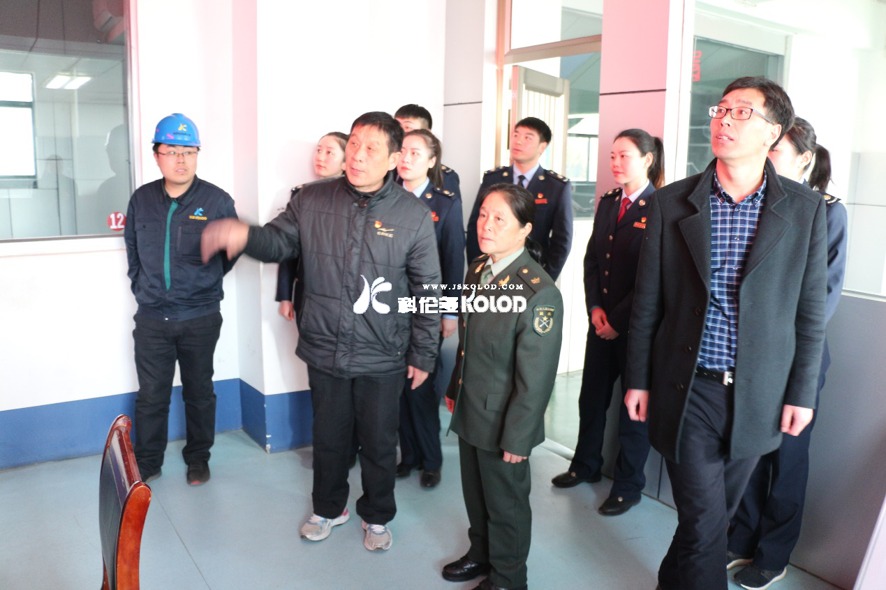 “時(shí)代楷?！蓖跏嘶肮嘣瓶h稅務(wù)局領(lǐng)導蒞臨科倫多參觀(guān)指導